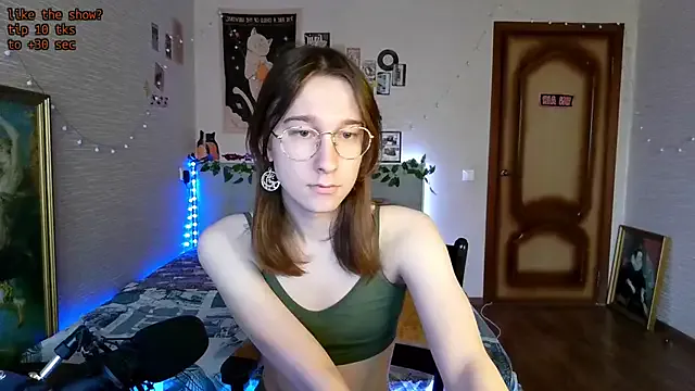 Priyajaanbaby – webcam model profile photo Image 2