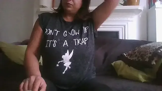 Mia--meow – webcam model profile photo Image 10