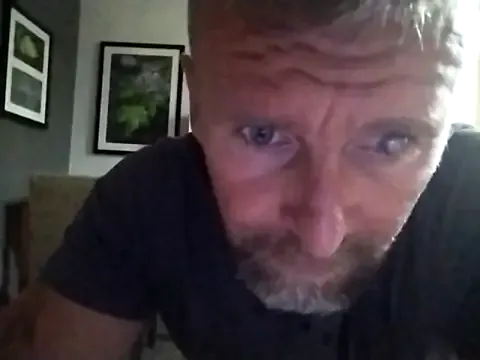  – webcam model profile photo Image 2
