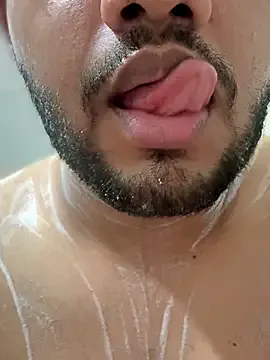 RYUTA_9911 – webcam model profile photo Image 7