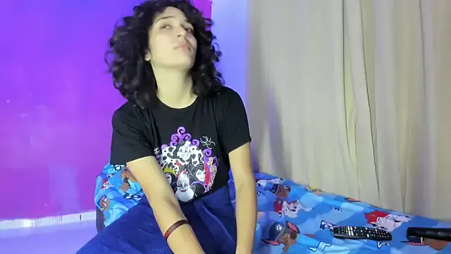 TastyTiffy – webcam model profile photo Image 7