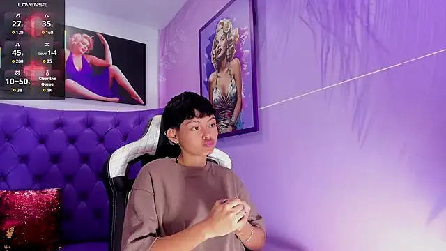 DoriDeluxe66 – webcam model profile photo Image 3