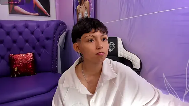 DoriDeluxe66 – webcam model profile photo Image 6