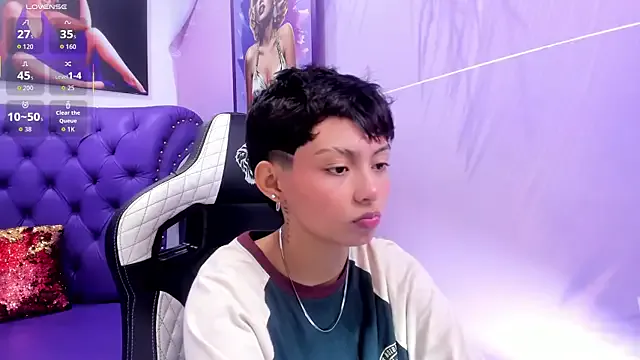 DoriDeluxe66 – webcam model profile photo Image 8