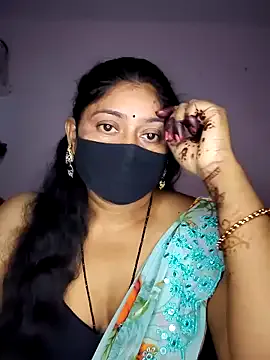  – webcam model profile photo Image 13