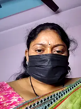  – webcam model profile photo Image 6