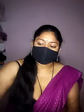  – webcam model profile photo Image 7