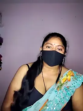  – webcam model profile photo Image 9