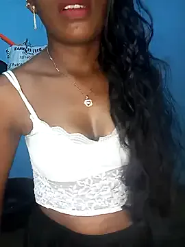 maataaan – webcam model profile photo Image 6