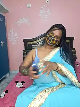  – webcam model profile photo Image 4