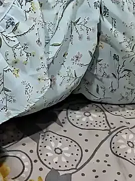 Cutenikkibaby on FreeCamNet Image 10