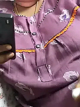 Cutenikkibaby on FreeCamNet Image 12