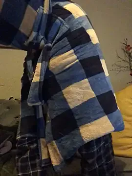 roouse – webcam model profile photo Image 7