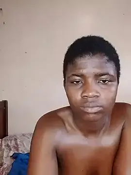 Luckyalice_4u – webcam model profile photo Image 8