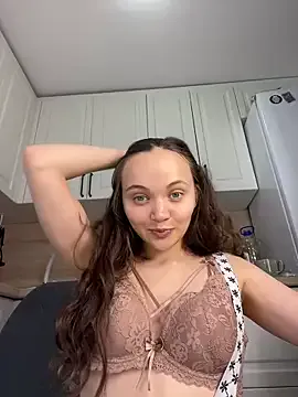 roouse – webcam model profile photo Image 14