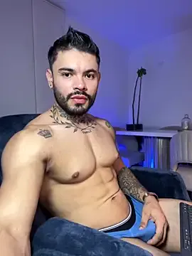  – webcam model profile photo Image 5