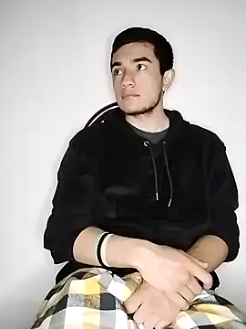 Megu_Melon – webcam model profile photo Image 8