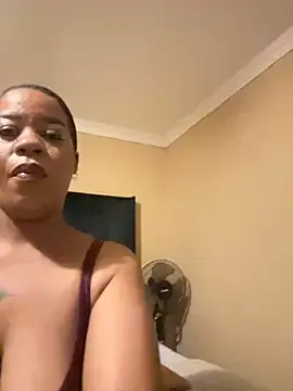 Megu_Melon – webcam model profile photo Image 17