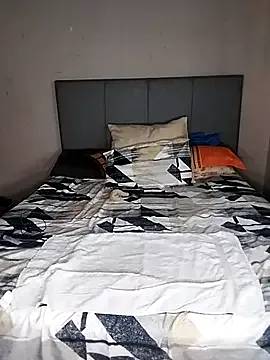 Humsafa-13 – webcam model profile photo Image 16