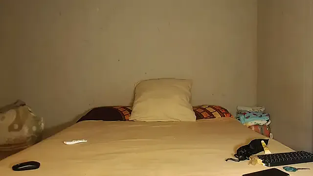 Humsafa-13 – webcam model profile photo Image 4