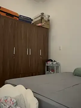 GouGou-111 – webcam model profile photo Image 18