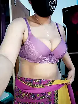  – webcam model profile photo Image 2