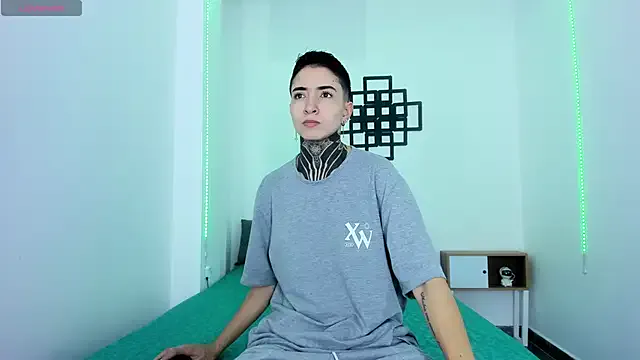 Queen_Doll – webcam model profile photo Image 12