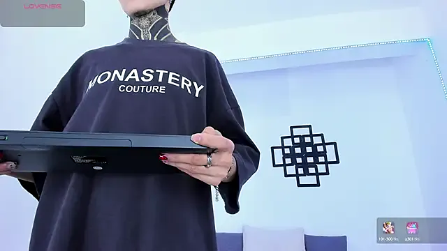 Queen_Doll – webcam model profile photo Image 17