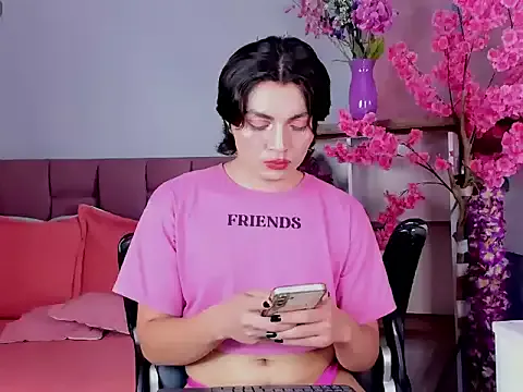 roouse – webcam model profile photo Image 2