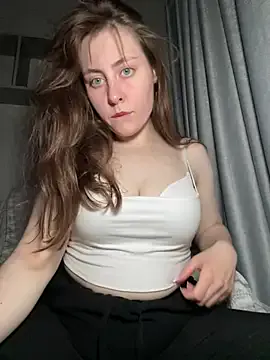 Mia--meow – webcam model profile photo Image 5