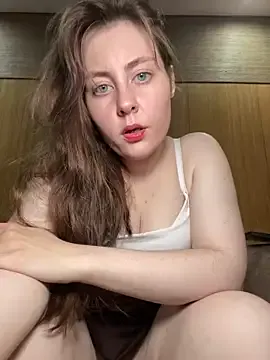 Mia--meow – webcam model profile photo Image 7