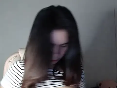 Yui-Ch – webcam model profile photo Image 16