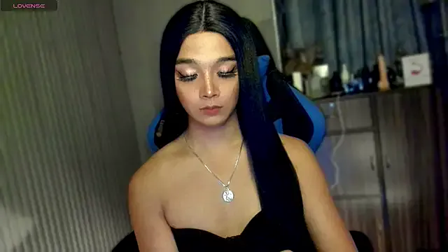 Latinaebony69 – webcam model profile photo Image 12