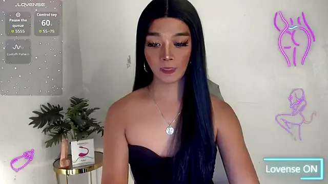 Latinaebony69 – webcam model profile photo Image 17