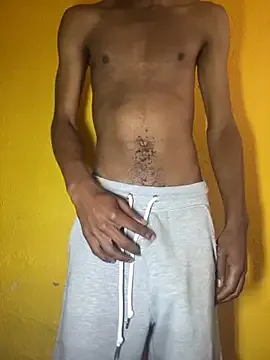  – webcam model profile photo Image 4