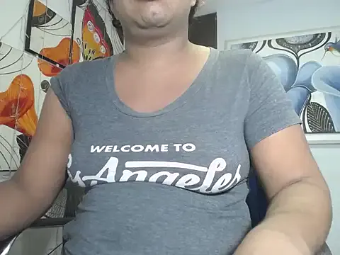 maataaan – webcam model profile photo Image 5