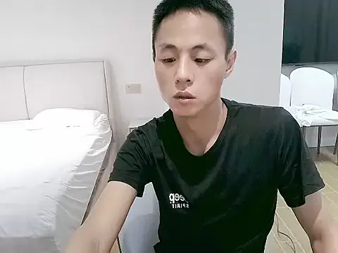  – webcam model profile photo Image 9