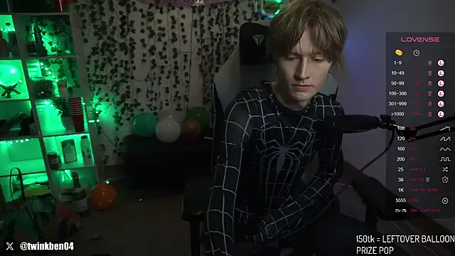  – webcam model profile photo Image 6