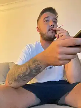 kurusu46 – webcam model profile photo Image 3