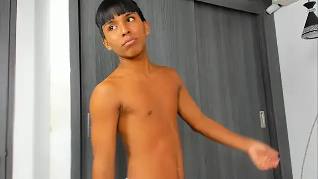 tyler_twink_boy – webcam model profile photo