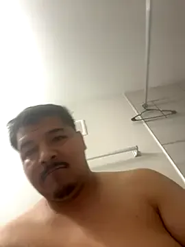 _Alicee_1 – webcam model profile photo Image 11