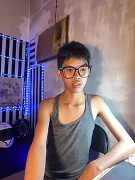 tommyjoyer – webcam model profile photo Image 10