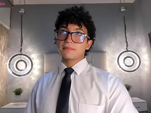 EvieEvans – webcam model profile photo Image 2