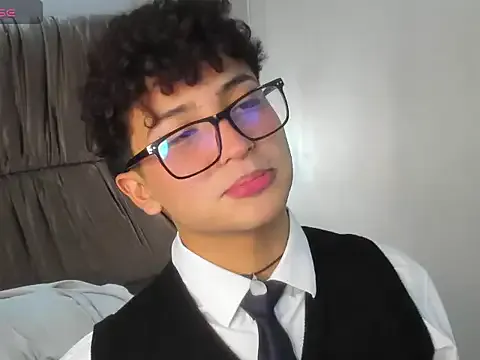 EvieEvans – webcam model profile photo Image 4