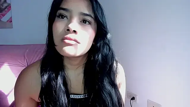 _Alice_1 – webcam model profile photo Image 5