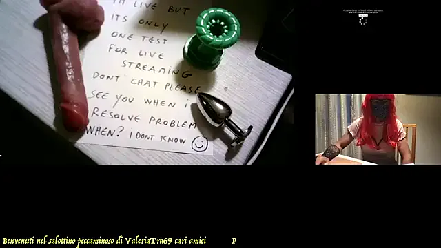 roouse – webcam model profile photo Image 2