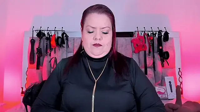 HedyVanwey – webcam model profile photo Image 5