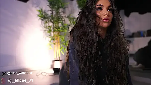 VanessaSimon Image 3