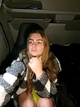 Mia--meow – webcam model profile photo Image 2