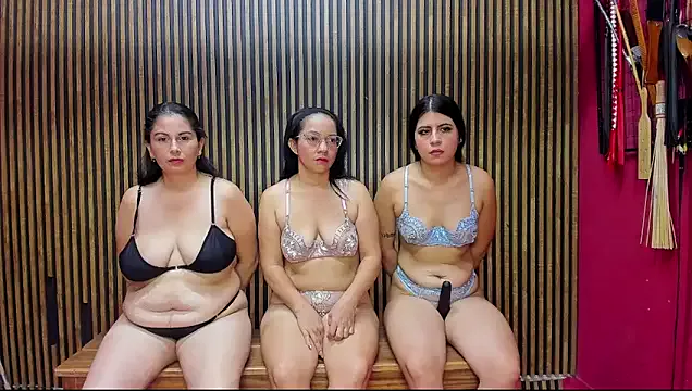 maataaan – webcam model profile photo Image 3